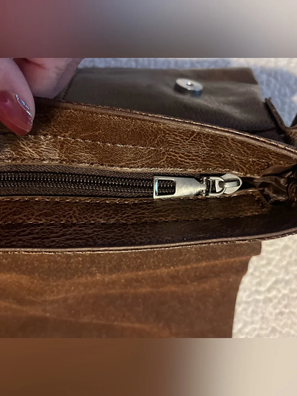 N/A brown leather